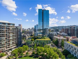 1075 Nw NORTHRUP St 2217, Portland, OR 97209