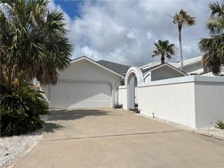 13557 Bullion Ct, Corpus Christi, TX 78418