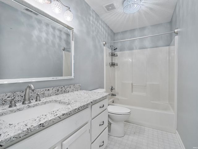 10406 Unita Drive, Fort Wayne, IN 46804