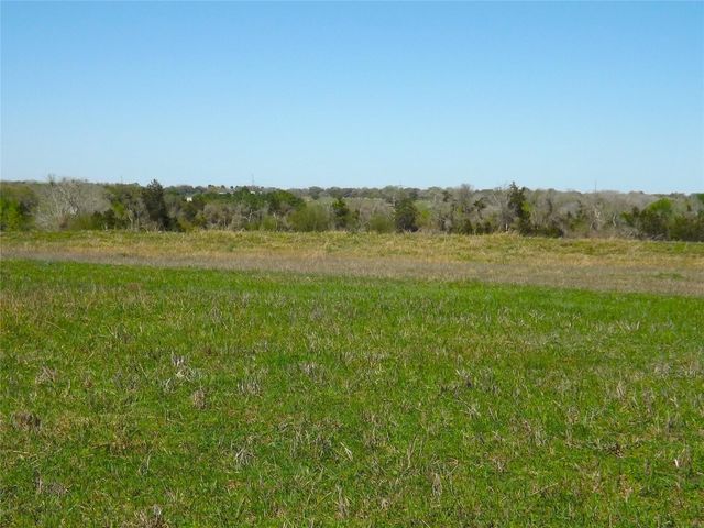 1649 County Road 209, Weimar, TX 78962