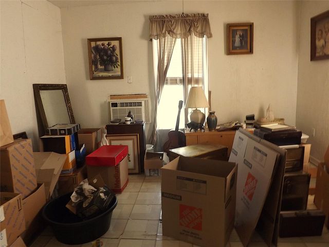 1649 County Road 209, Weimar, TX 78962