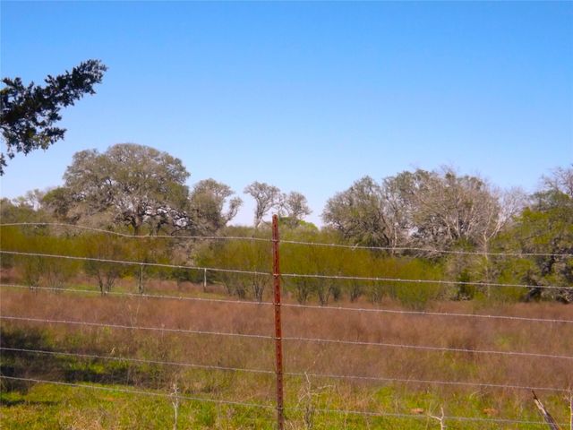 1649 County Road 209, Weimar, TX 78962