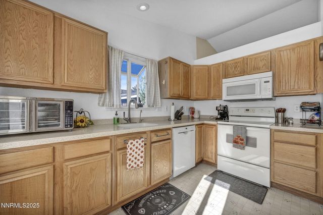 112 Ave De La Bleu De Clair, Sparks, NV 89434