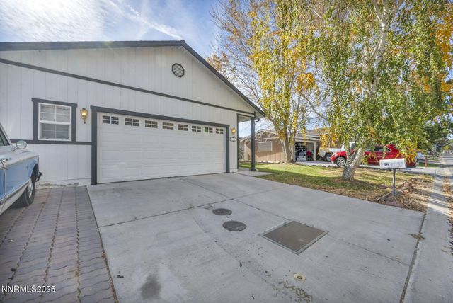 112 Ave De La Bleu De Clair, Sparks, NV 89434