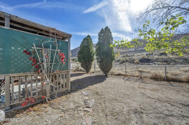 112 Ave De La Bleu De Clair, Sparks, NV 89434