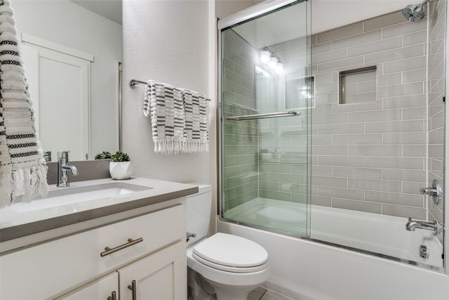 2452 Thatcher Drive, Dallas, TX 75206