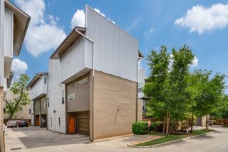 2452 Thatcher Drive, Dallas, TX 75206