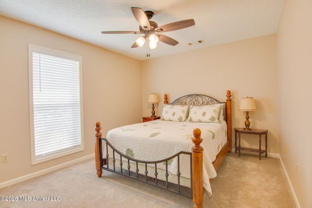 1950 Pecan Grove Drive, Southaven, MS 38671