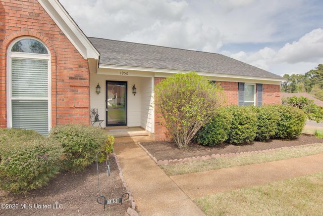 1950 Pecan Grove Drive, Southaven, MS 38671