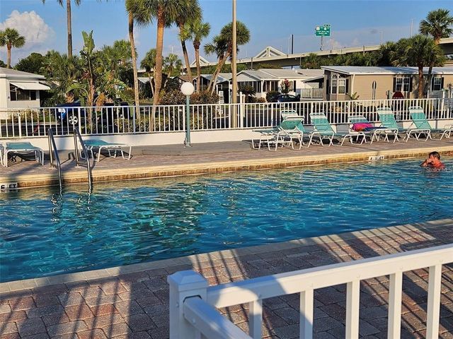 4851 W GANDY BOULEVARD B11L35, Tampa, FL 33611