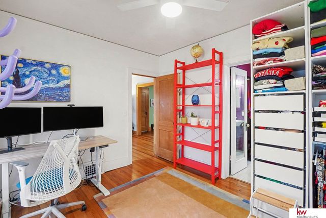 978 S 50 Street, Omaha, NE 68106