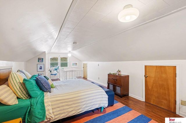 978 S 50 Street, Omaha, NE 68106