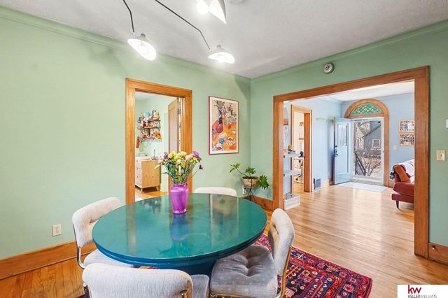 978 S 50 Street, Omaha, NE 68106