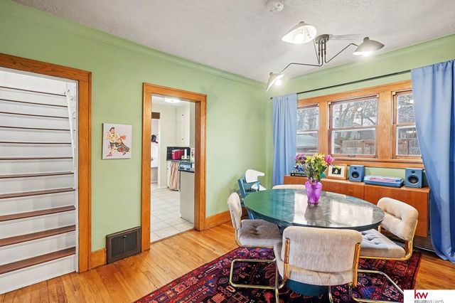 978 S 50 Street, Omaha, NE 68106