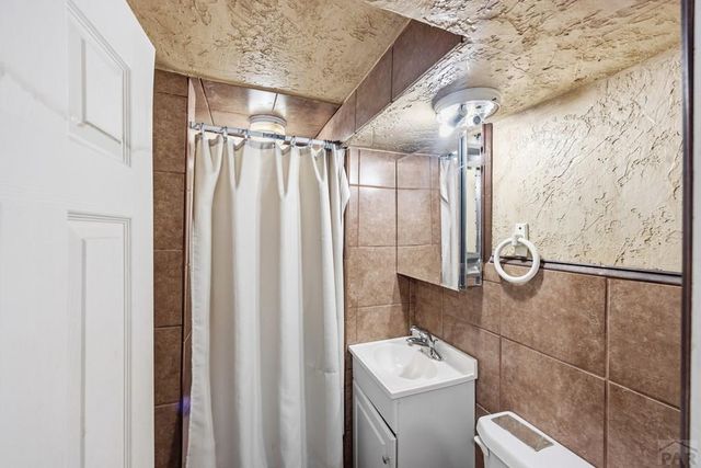 2502 Columbine Ave, Pueblo, CO 81004