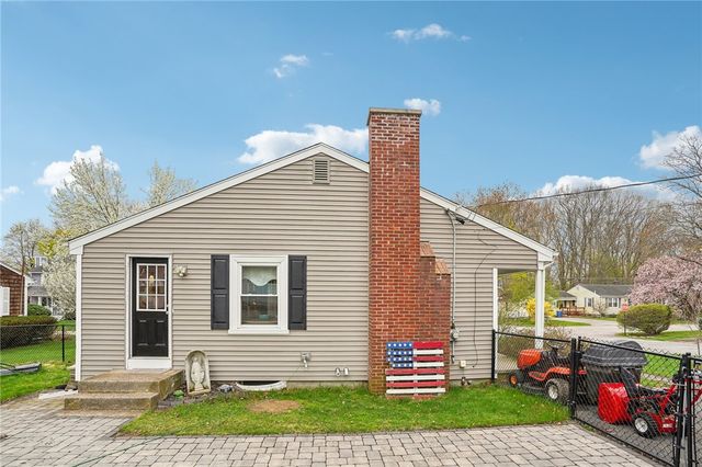 87 Evergreen Street, Cumberland, RI 02864