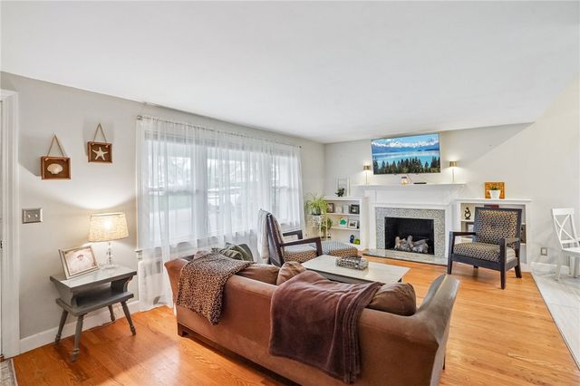 87 Evergreen Street, Cumberland, RI 02864