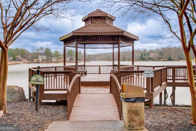 135 Inverleigh Row, Covington, GA 30014