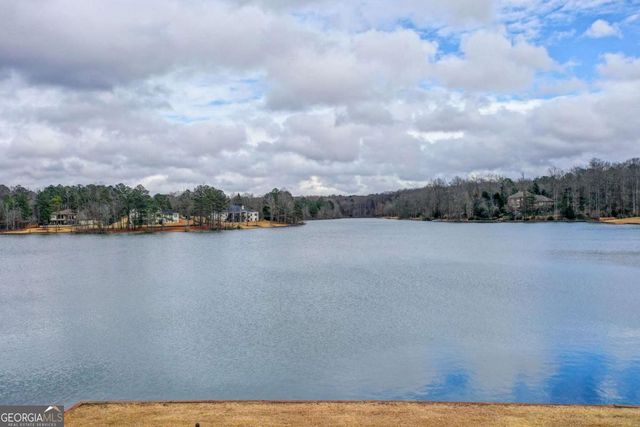 135 Inverleigh Row, Covington, GA 30014