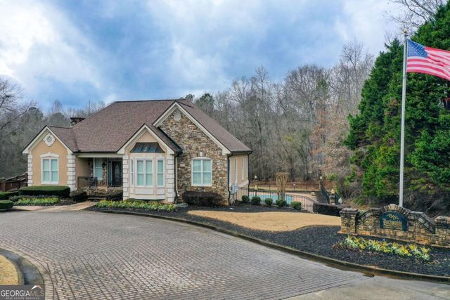 135 Inverleigh Row, Covington, GA 30014