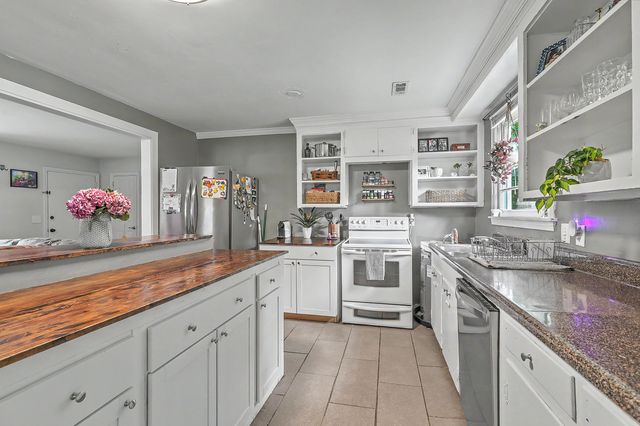 882 Savage Road, Charleston, SC 29414