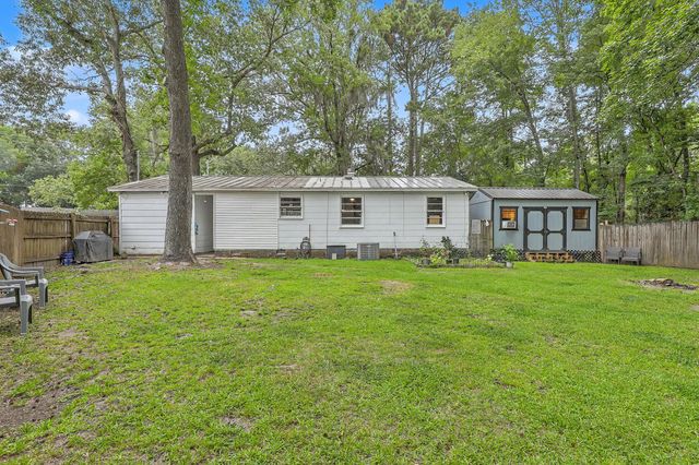 882 Savage Road, Charleston, SC 29414