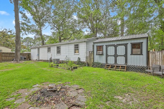 882 Savage Road, Charleston, SC 29414