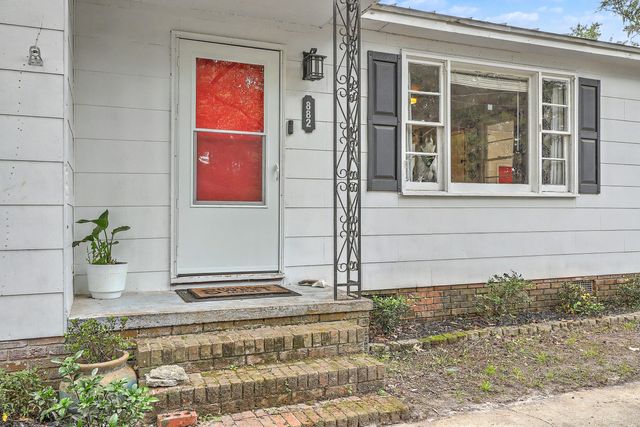882 Savage Road, Charleston, SC 29414