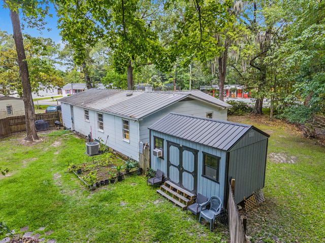 882 Savage Road, Charleston, SC 29414