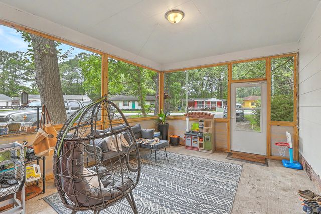 882 Savage Road, Charleston, SC 29414