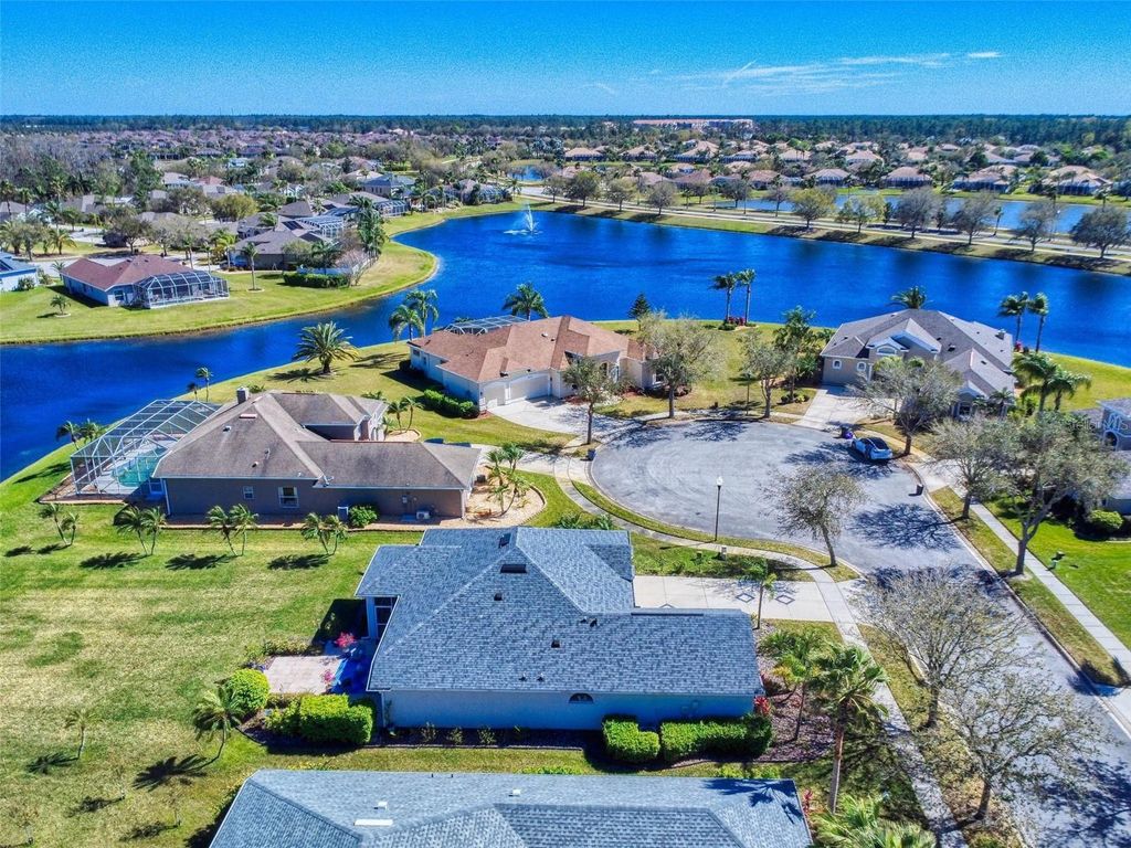 Image 13 of property listing at 3611 MARISOL COURT, New Smyrna Beach, FL 32168