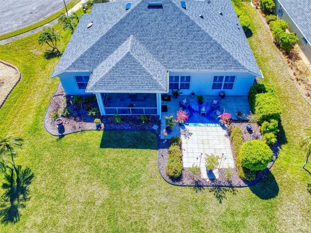 Image 10 of property listing at 3611 MARISOL COURT, New Smyrna Beach, FL 32168