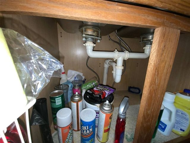 755 Bunola River Rd, Forward Twp, PA 15037