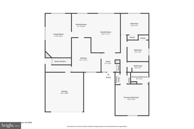 9 S LANCASTER LN, Newtown, PA 18940