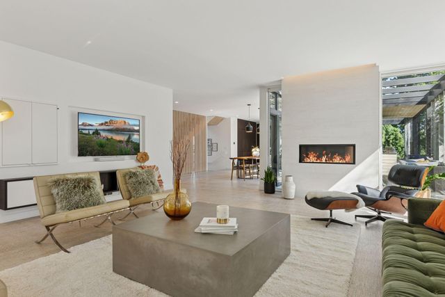 4043 Abbott Avenue S, Minneapolis, MN 55410