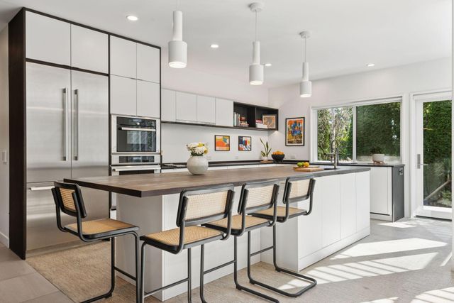 4043 Abbott Avenue S, Minneapolis, MN 55410