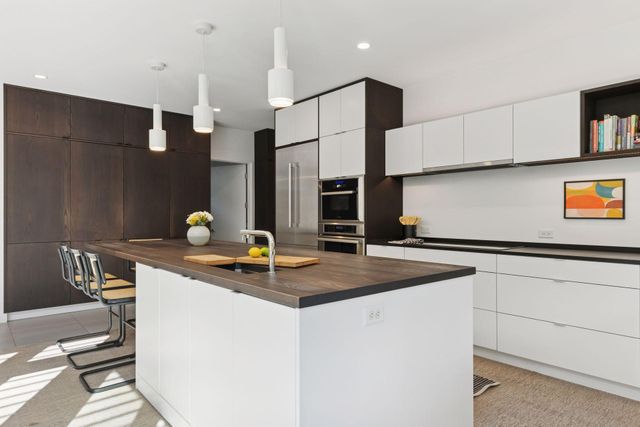 4043 Abbott Avenue S, Minneapolis, MN 55410