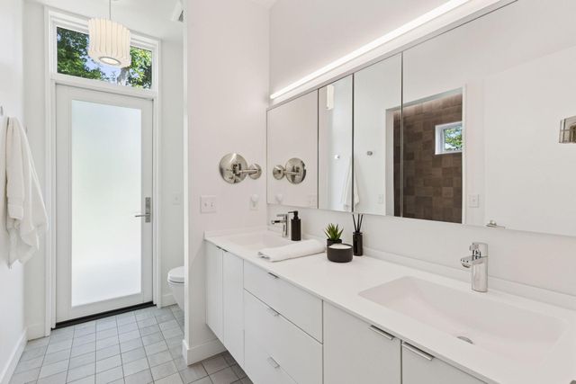 4043 Abbott Avenue S, Minneapolis, MN 55410