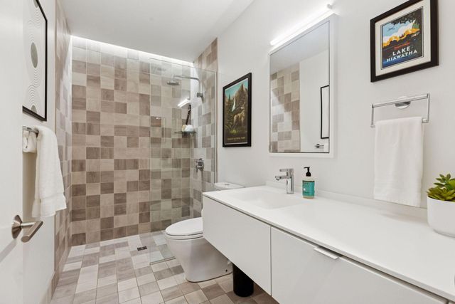 4043 Abbott Avenue S, Minneapolis, MN 55410