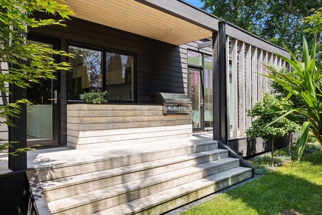 4043 Abbott Avenue S, Minneapolis, MN 55410