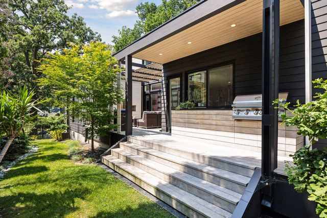 4043 Abbott Avenue S, Minneapolis, MN 55410