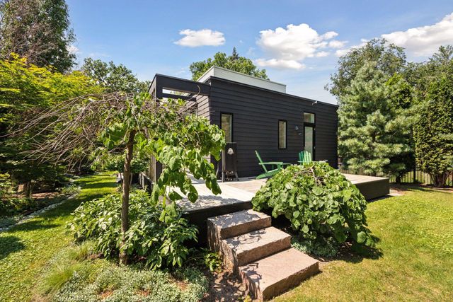 4043 Abbott Avenue S, Minneapolis, MN 55410