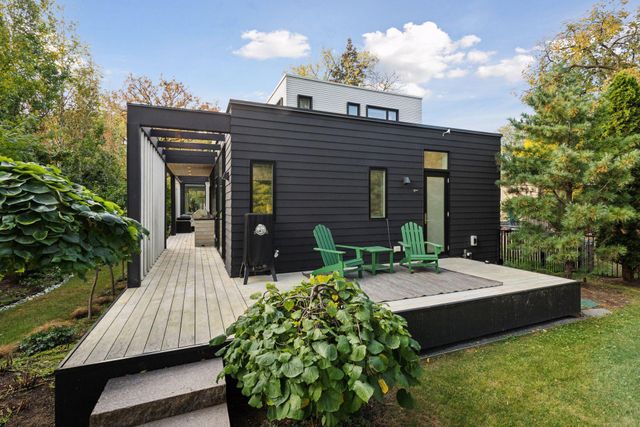 4043 Abbott Avenue S, Minneapolis, MN 55410