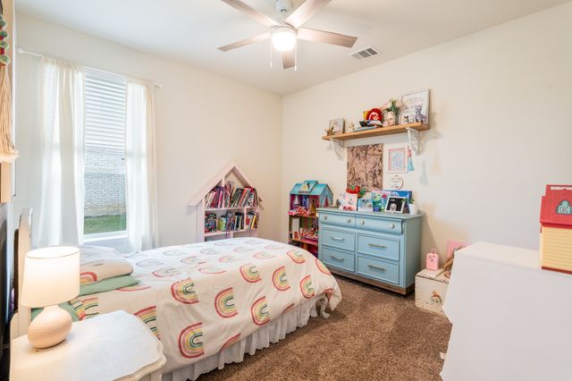 1715 Swale Lane, Granbury, TX 76049
