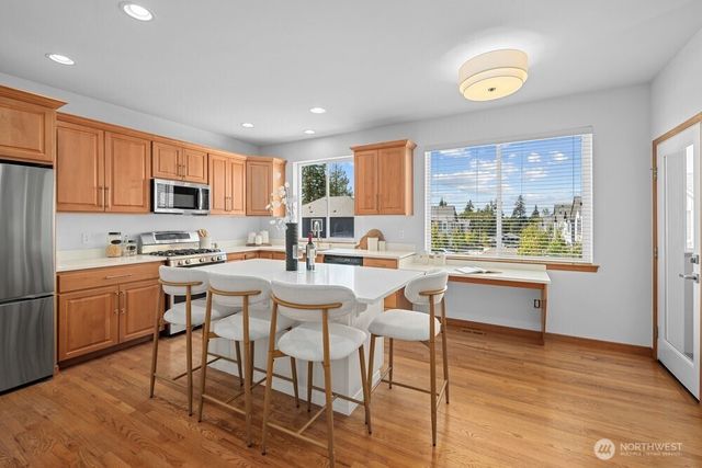 3829 134th Place SW, Lynnwood, WA 98087