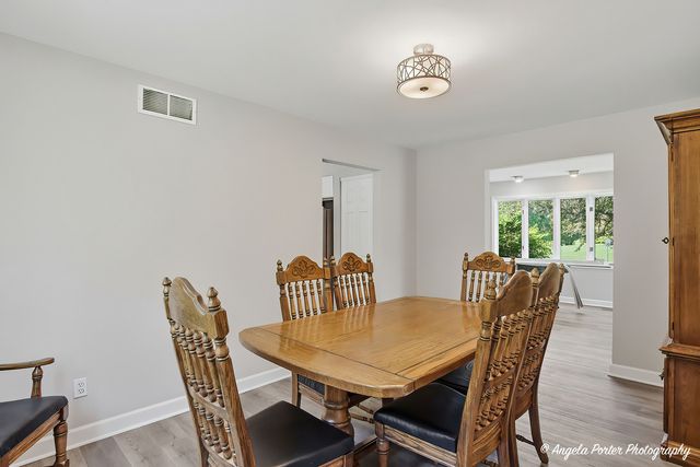 2720 N Patricia Lane, Mchenry, IL 60051