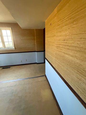 2724 N Country Club Terrace Terrace, Rockford, IL 61103