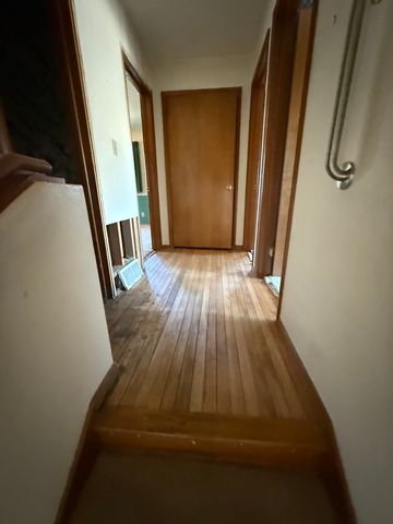 2724 N Country Club Terrace Terrace, Rockford, IL 61103