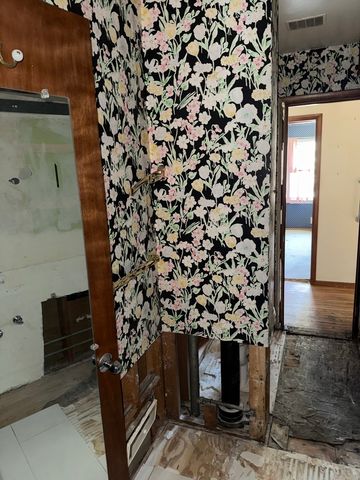 2724 N Country Club Terrace Terrace, Rockford, IL 61103