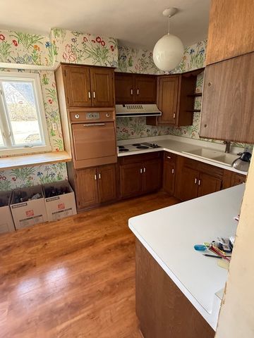 2724 N Country Club Terrace Terrace, Rockford, IL 61103